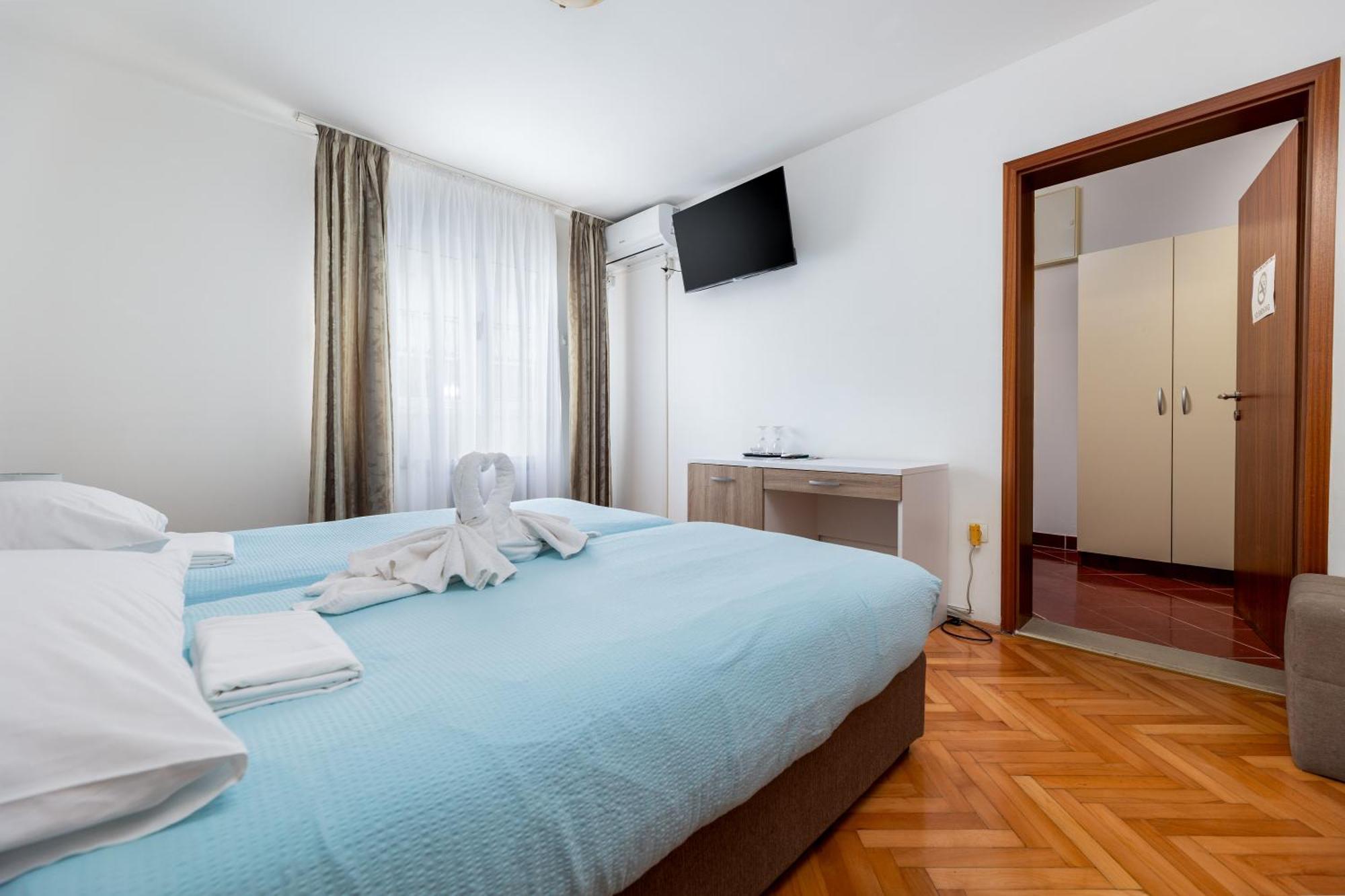 Villa Okruk-10 Meters Away From The Beach 奥库格哥恩基 外观 照片