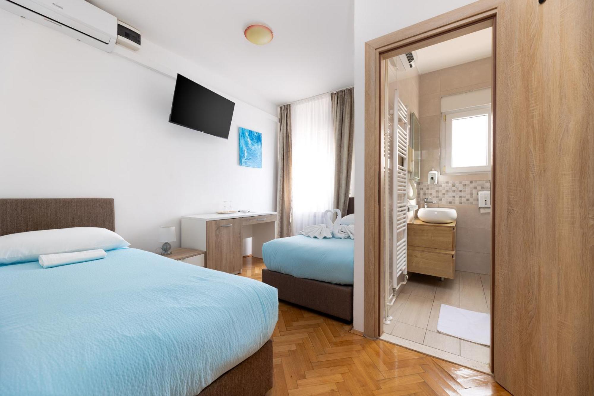 Villa Okruk-10 Meters Away From The Beach 奥库格哥恩基 外观 照片